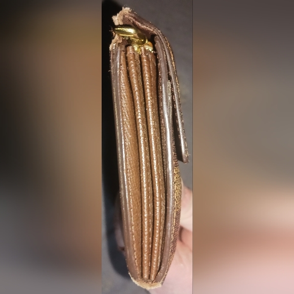 Louis Vuitton Damier wallet - Picture 7 of 7